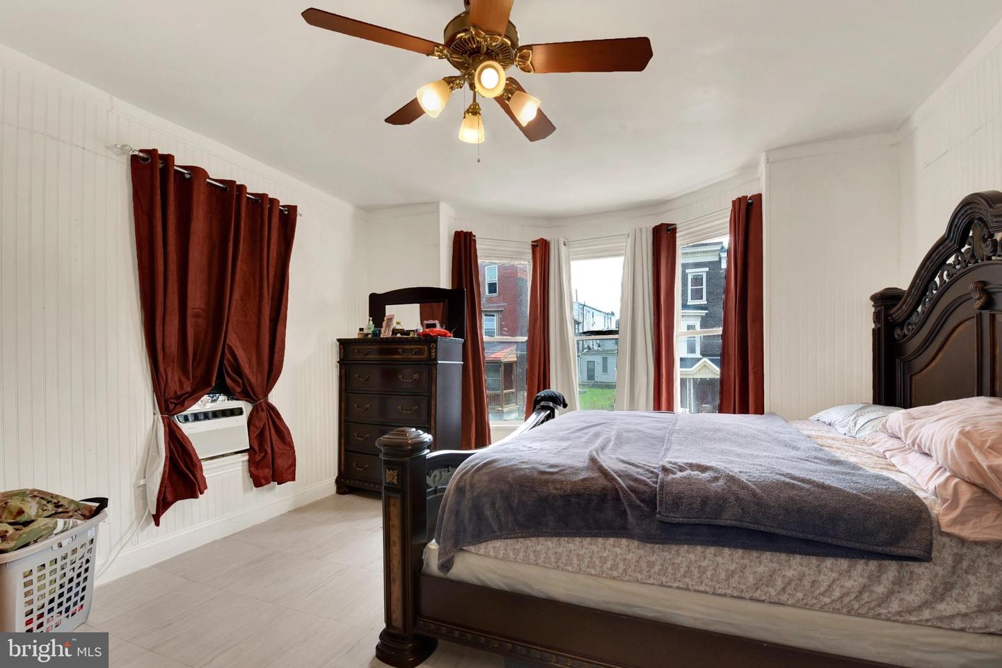 1208 Walnut St Property Photo 17