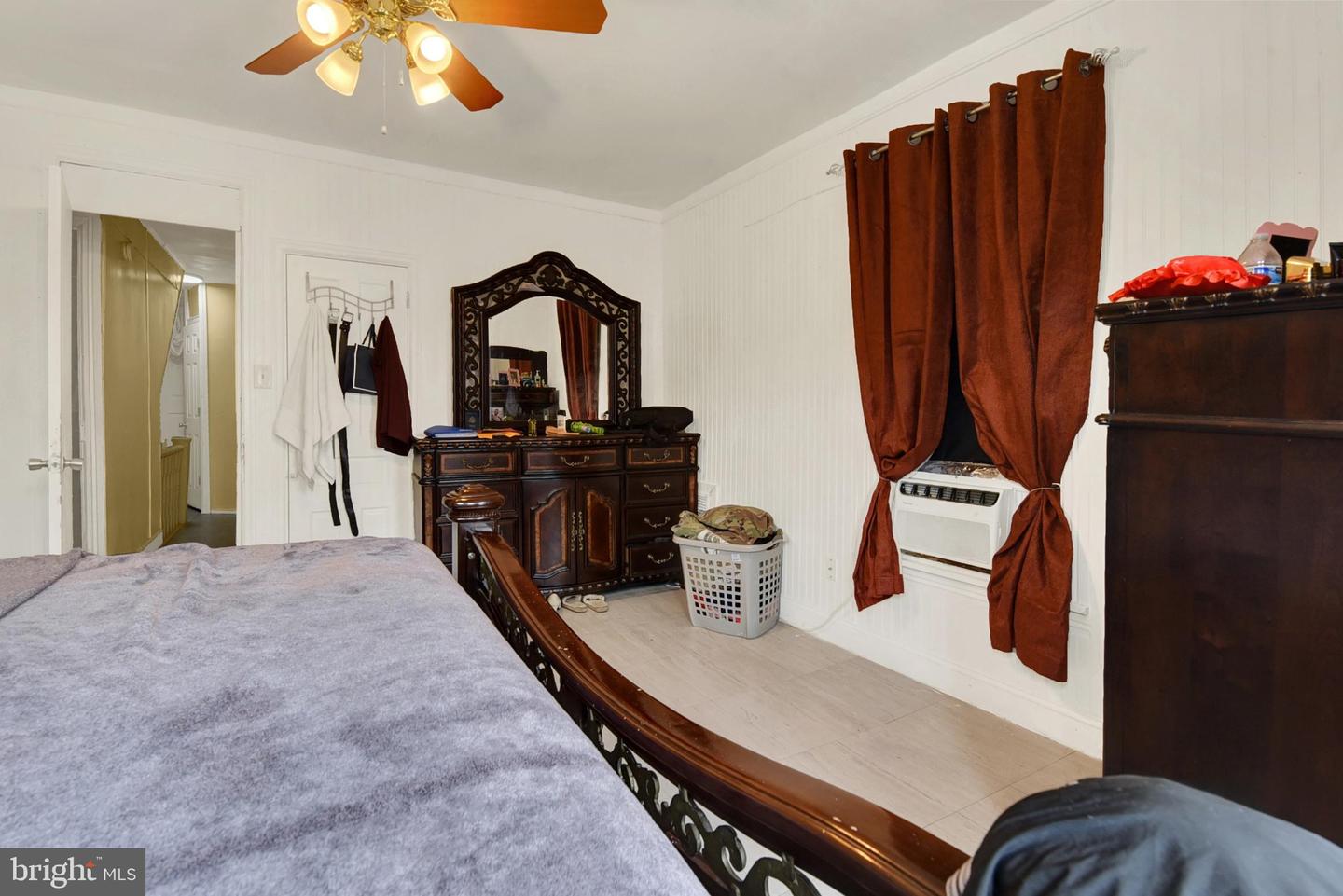 1208 Walnut St Property Photo 18
