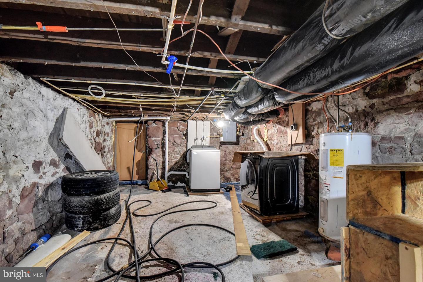 1208 Walnut St Property Photo 22