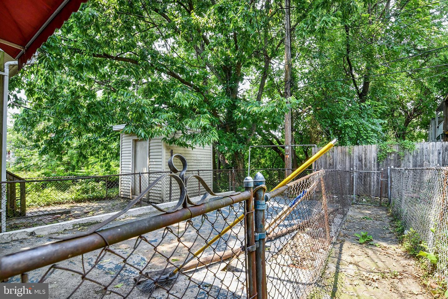1208 Walnut St Property Photo 26