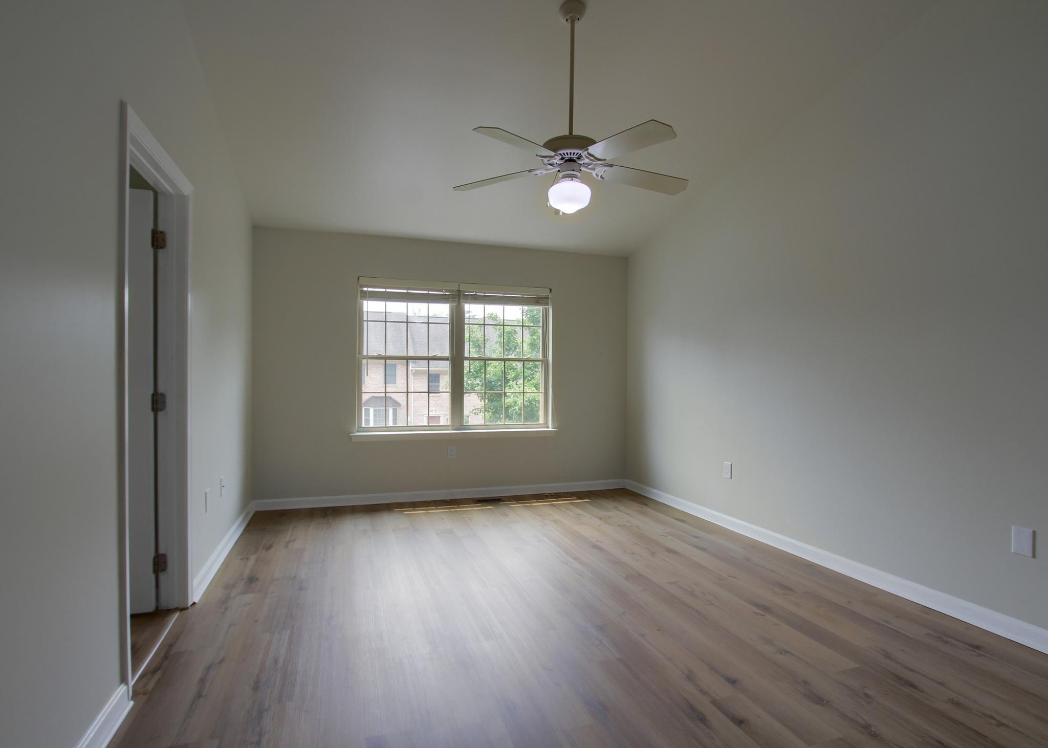 630 Glenbrook Dr Property Photo 13
