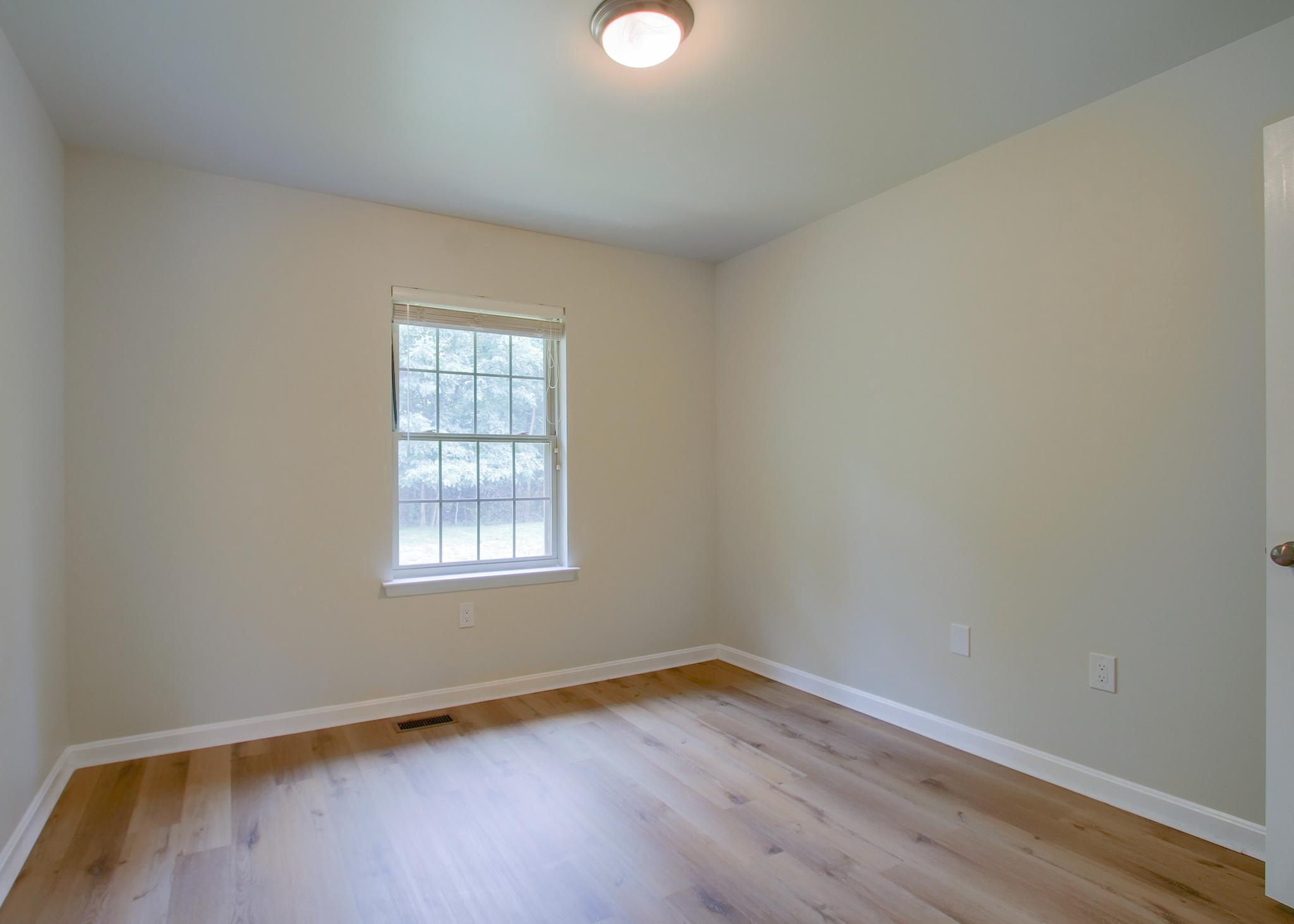 630 Glenbrook Dr Property Photo 17