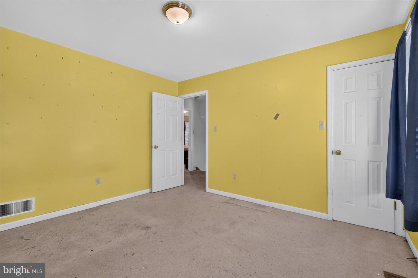 212 Fox Grove Pl Property Photo 25