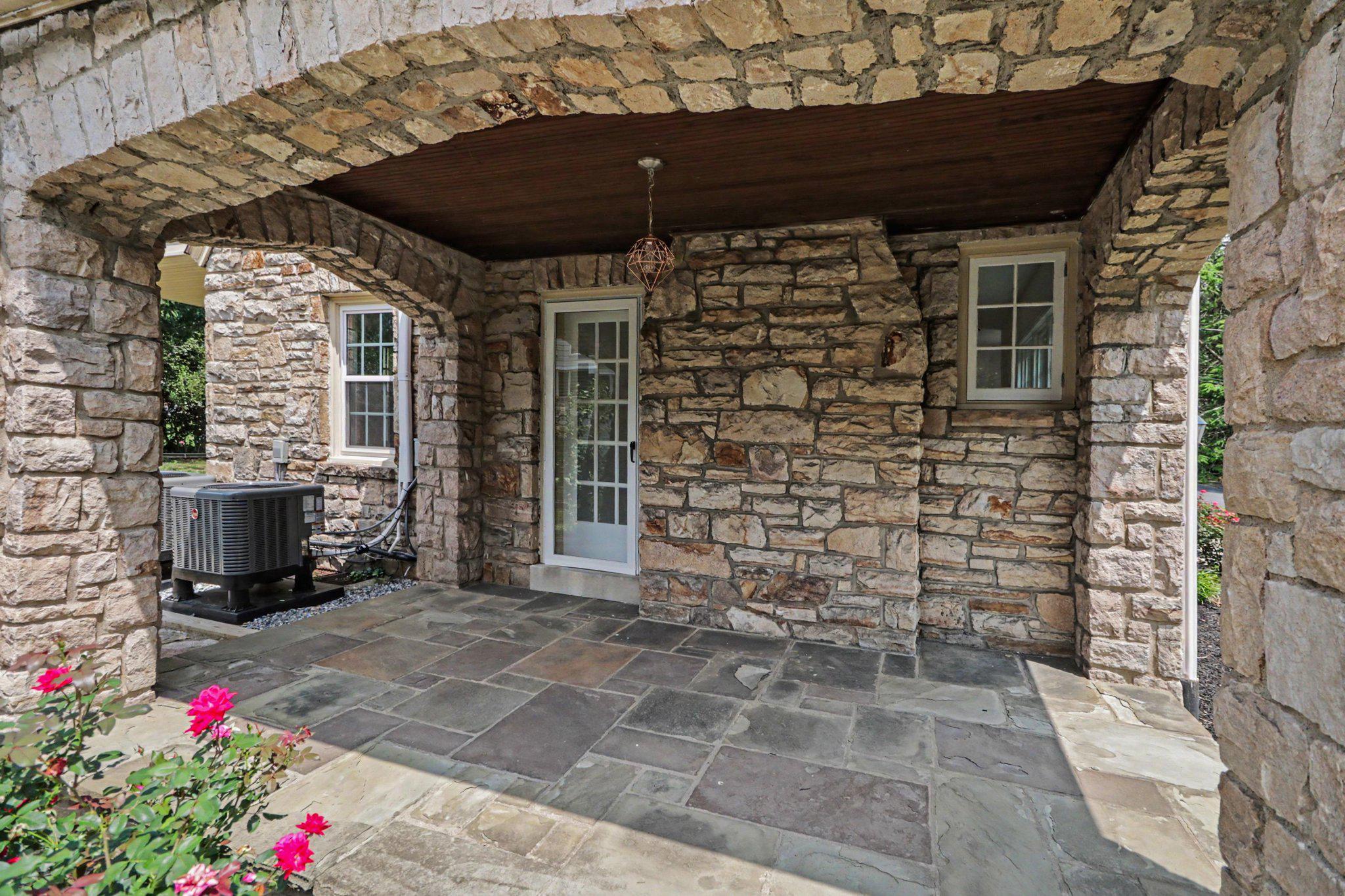 3614 Cloverfield Rd Property Photo 28