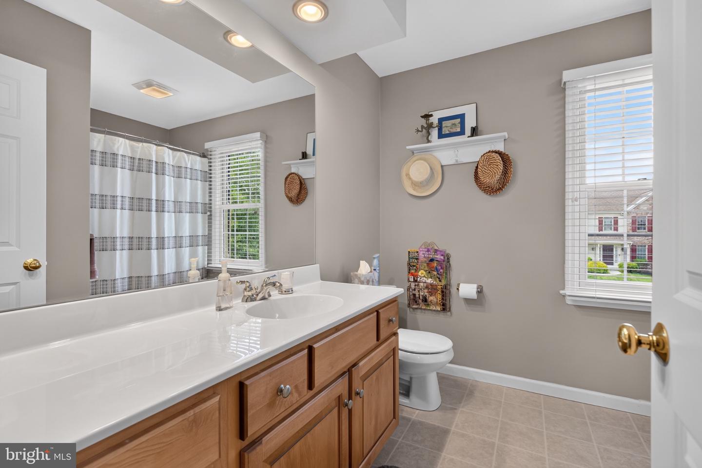 7668 Aynlee Way Property Photo 38