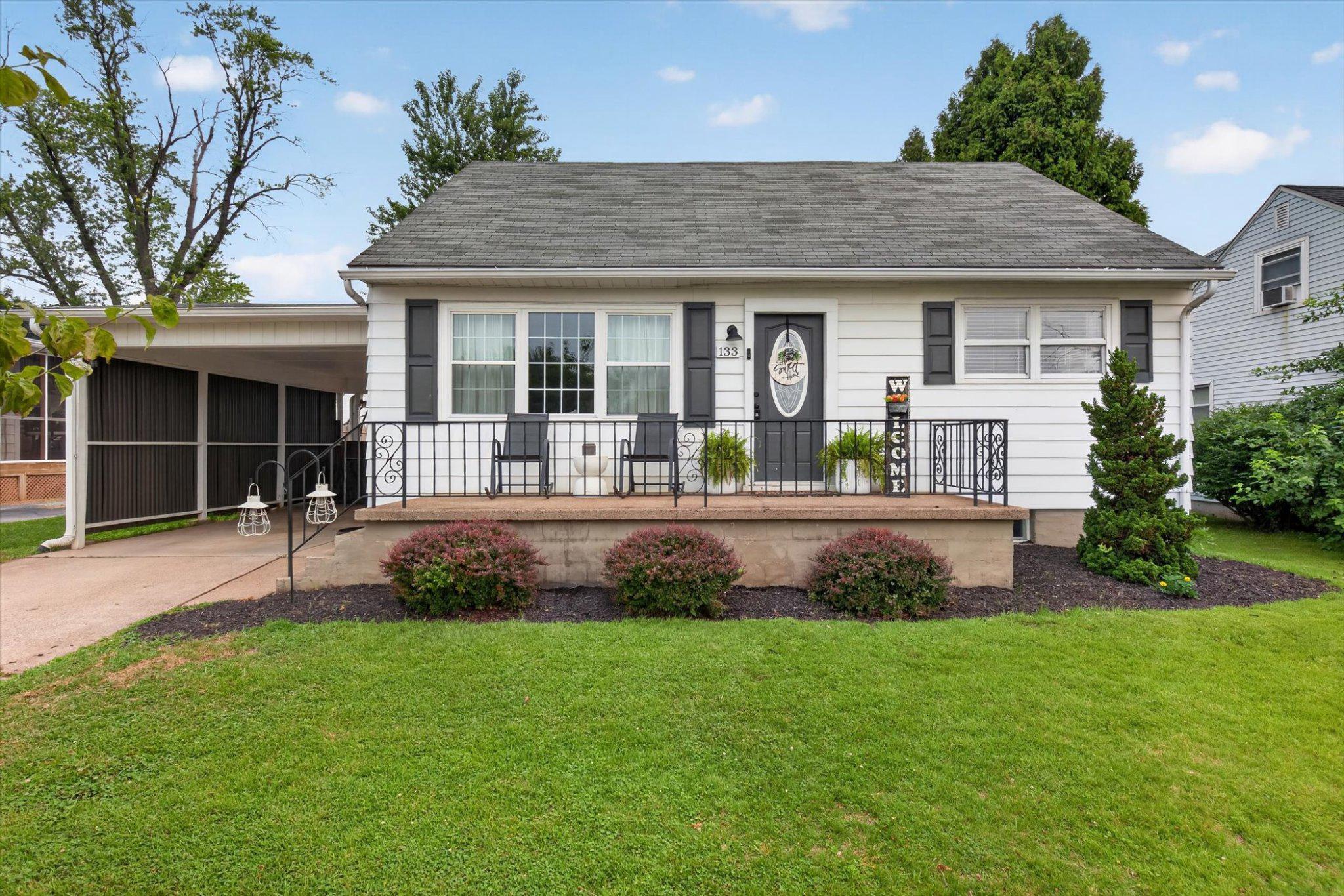 133 Beechwood Dr Property Photo 1