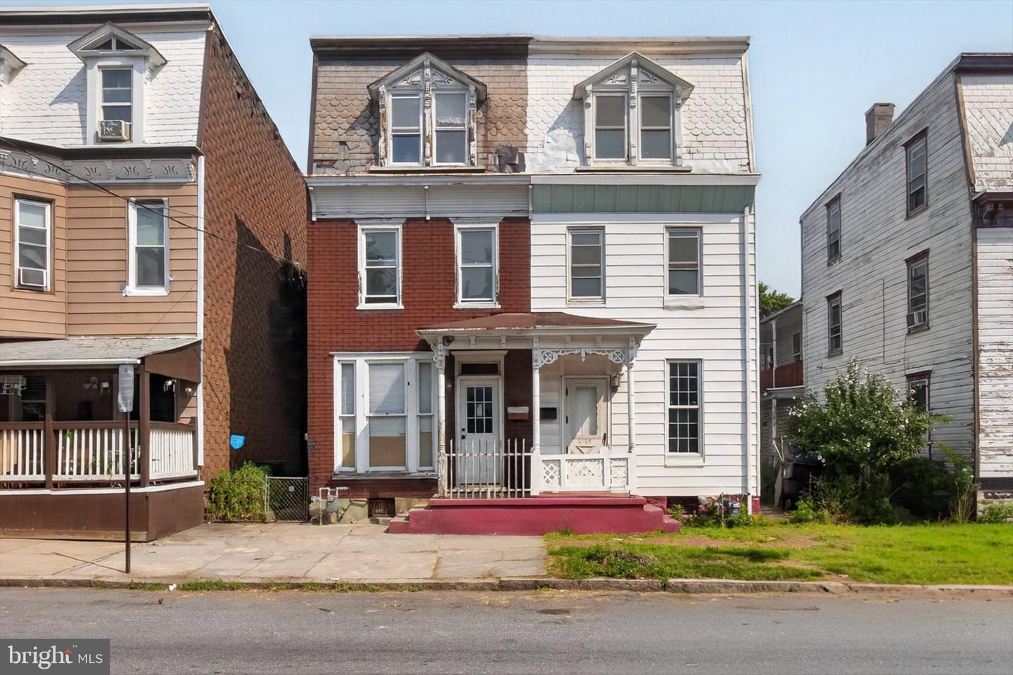 1614 SWATARA ST