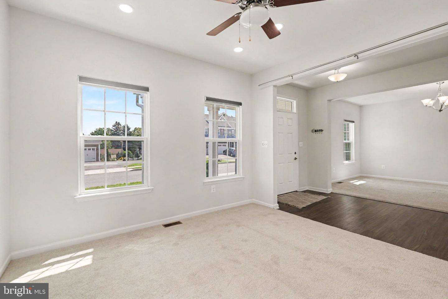 3992 Sunset Rd Property Photo 8