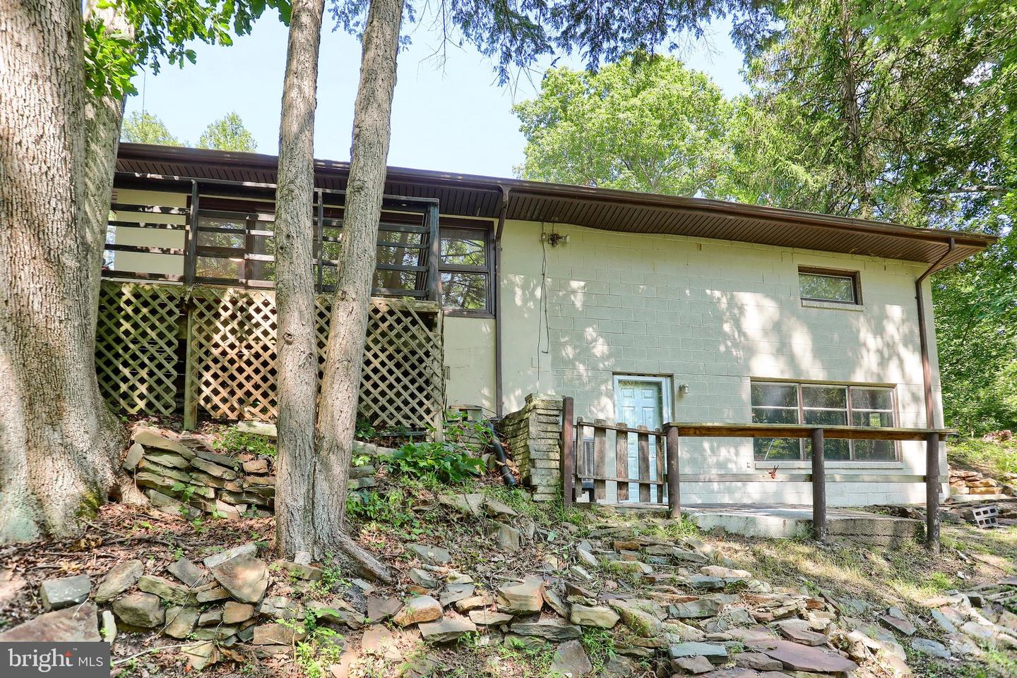 411 Speece Ln Property Photo 32
