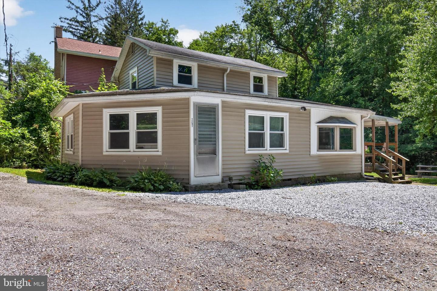 1291 Stone Glen Rd Property Photo 1