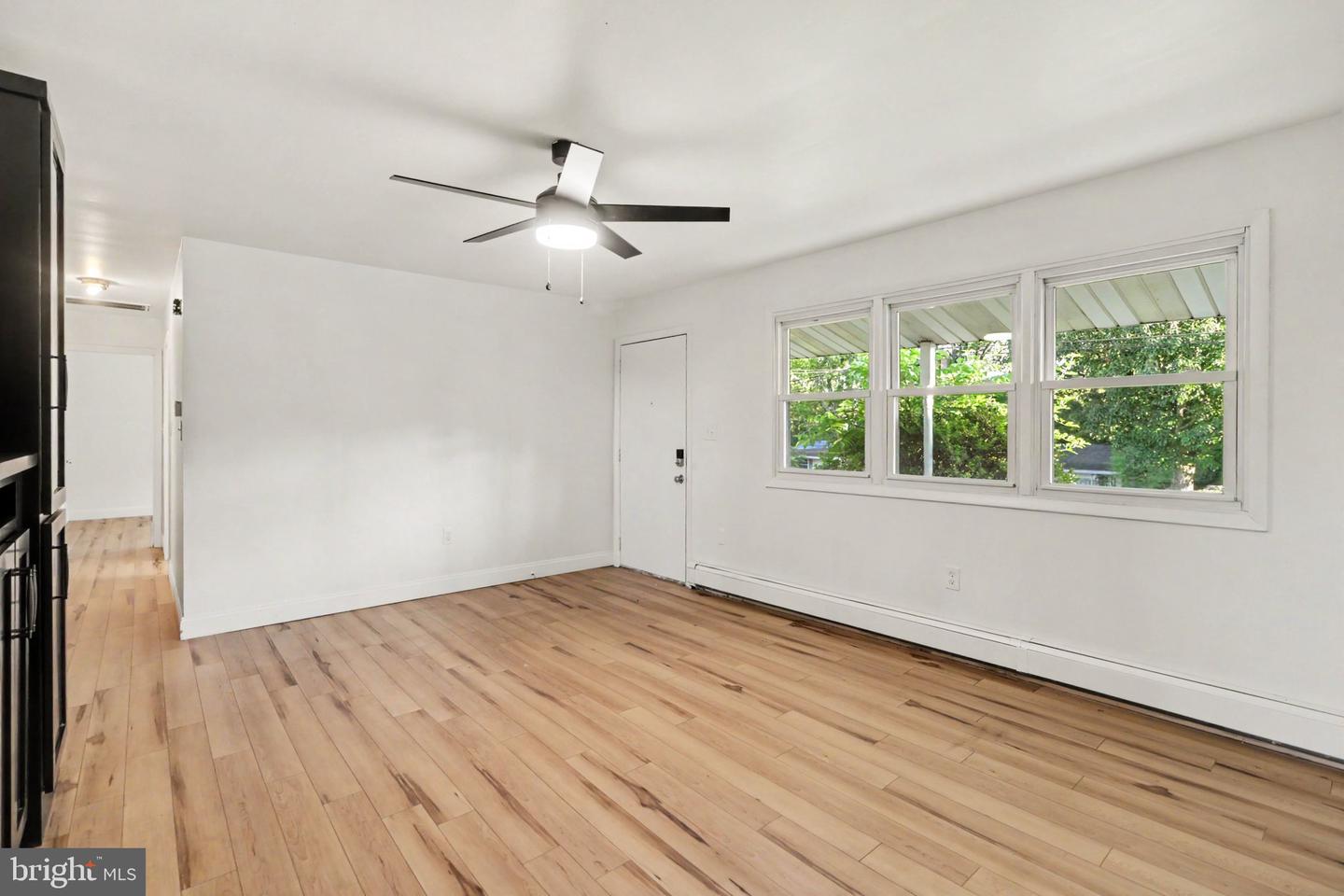 3012 Schoolhouse Rd Property Photo 6