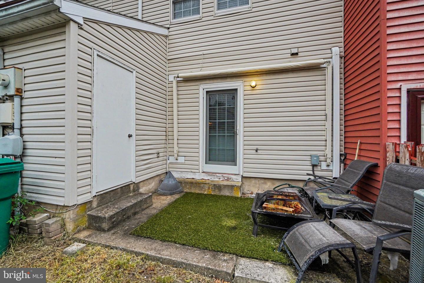 554 Lopax Rd Property Photo 10