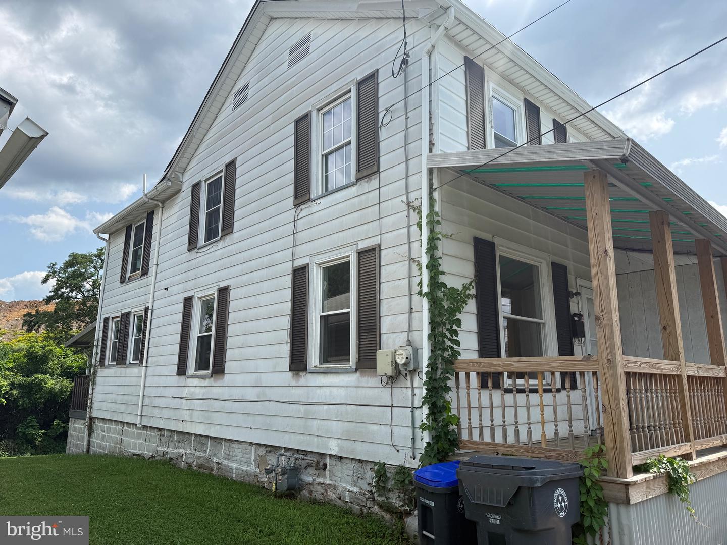 532 Ridge St Property Photo 1