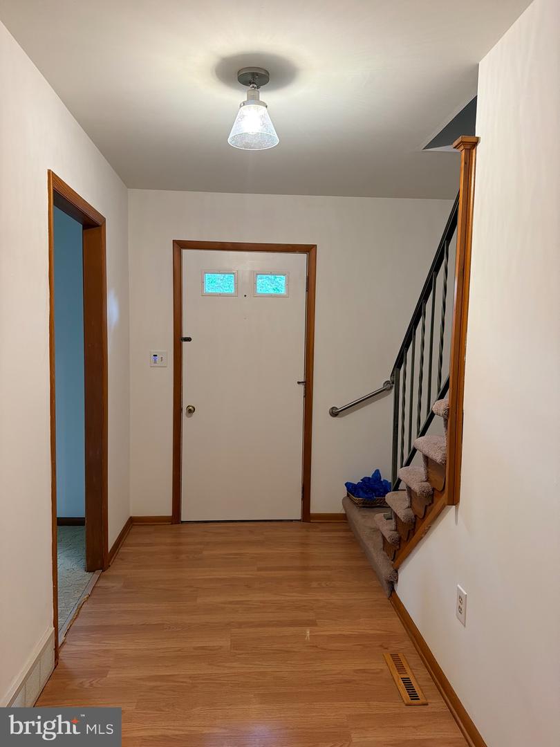 739 Lexington Ave Property Photo 14