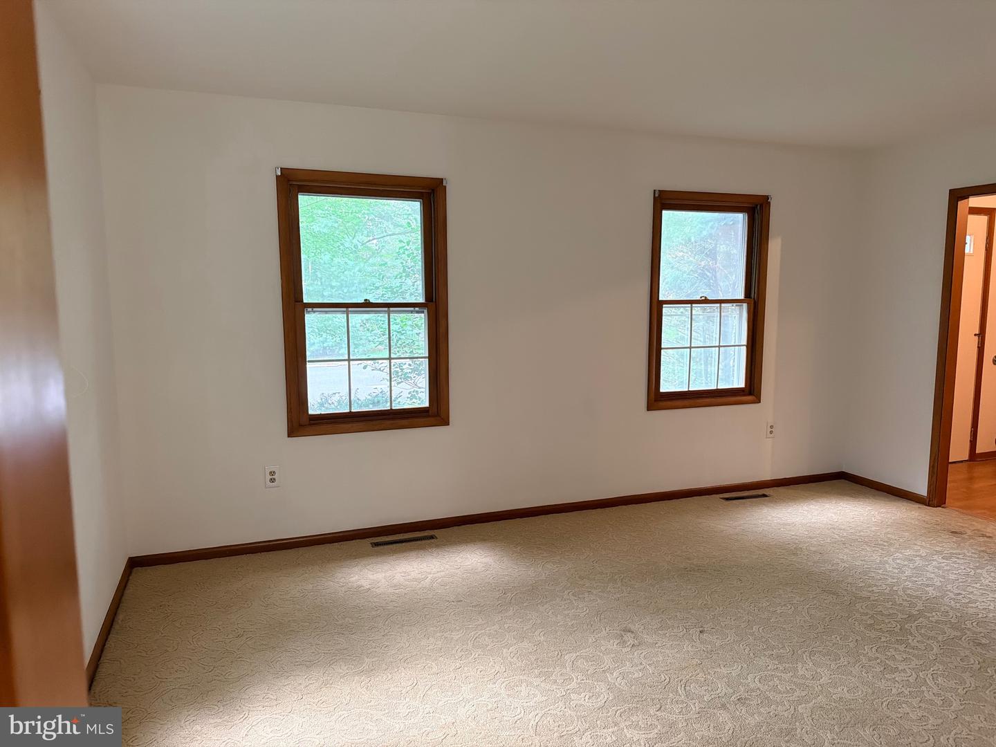 739 Lexington Ave Property Photo 18