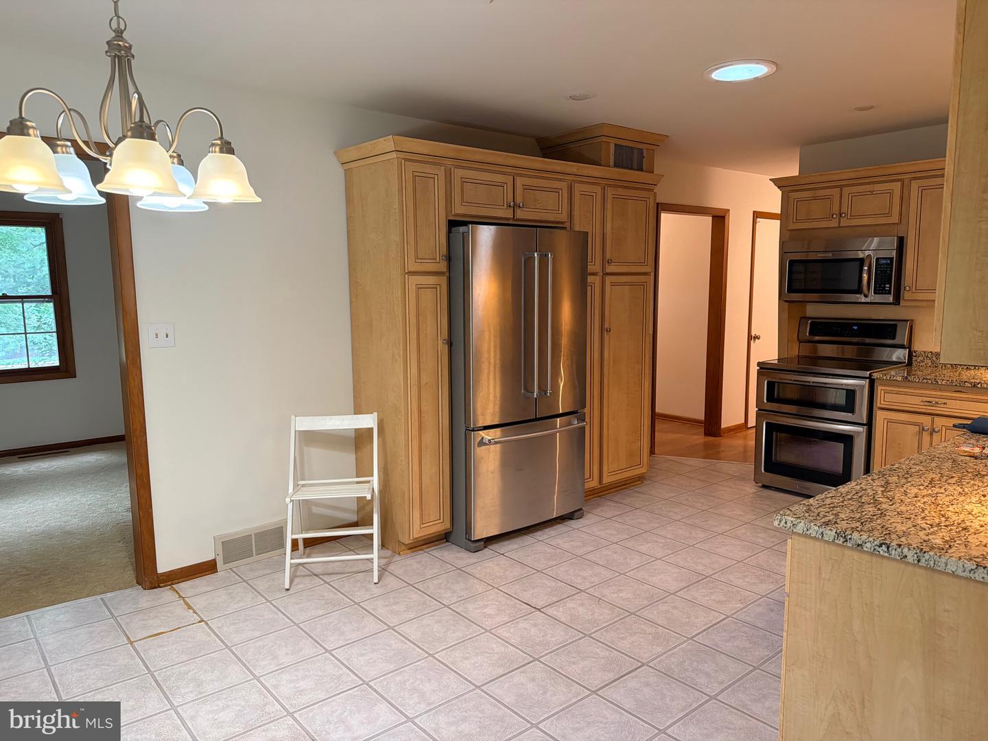 739 Lexington Ave Property Photo 22