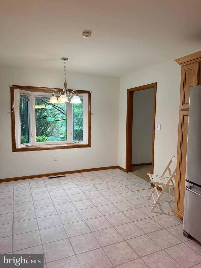 739 Lexington Ave Property Photo 24
