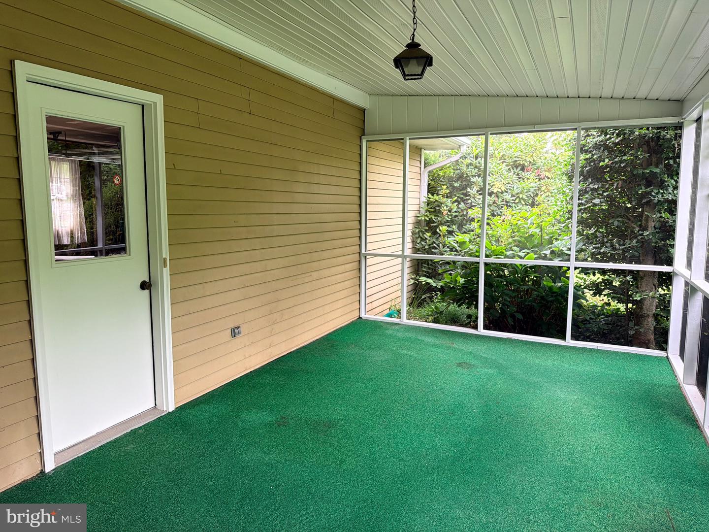 739 Lexington Ave Property Photo 35