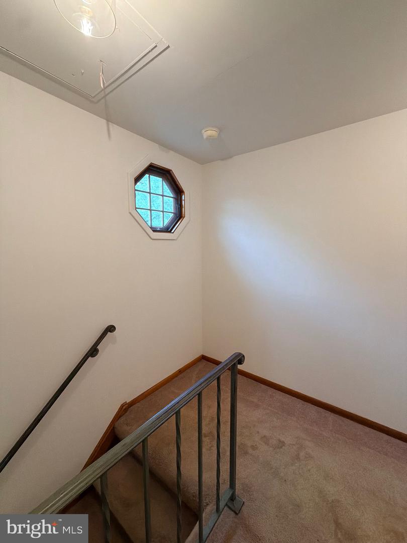 739 Lexington Ave Property Photo 43