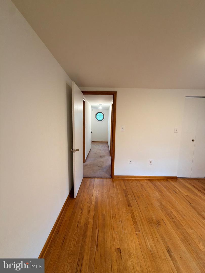 739 Lexington Ave Property Photo 49