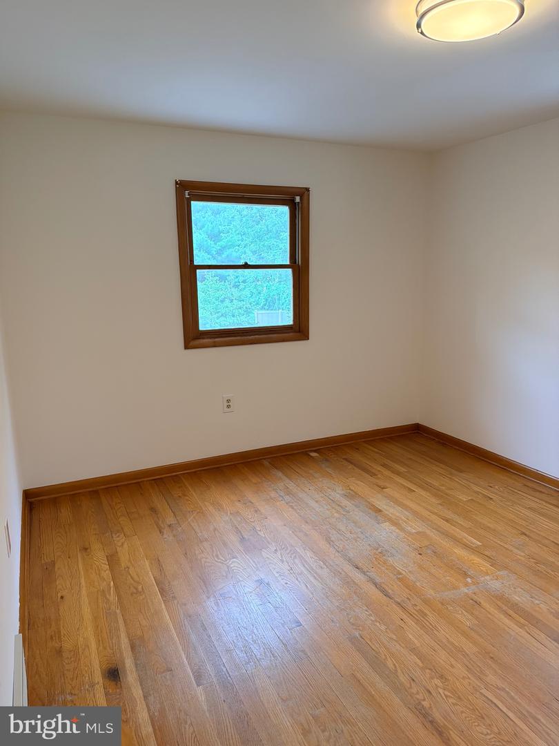 739 Lexington Ave Property Photo 51