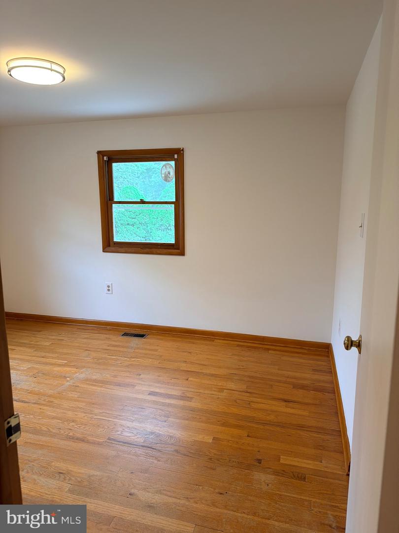 739 Lexington Ave Property Photo 52