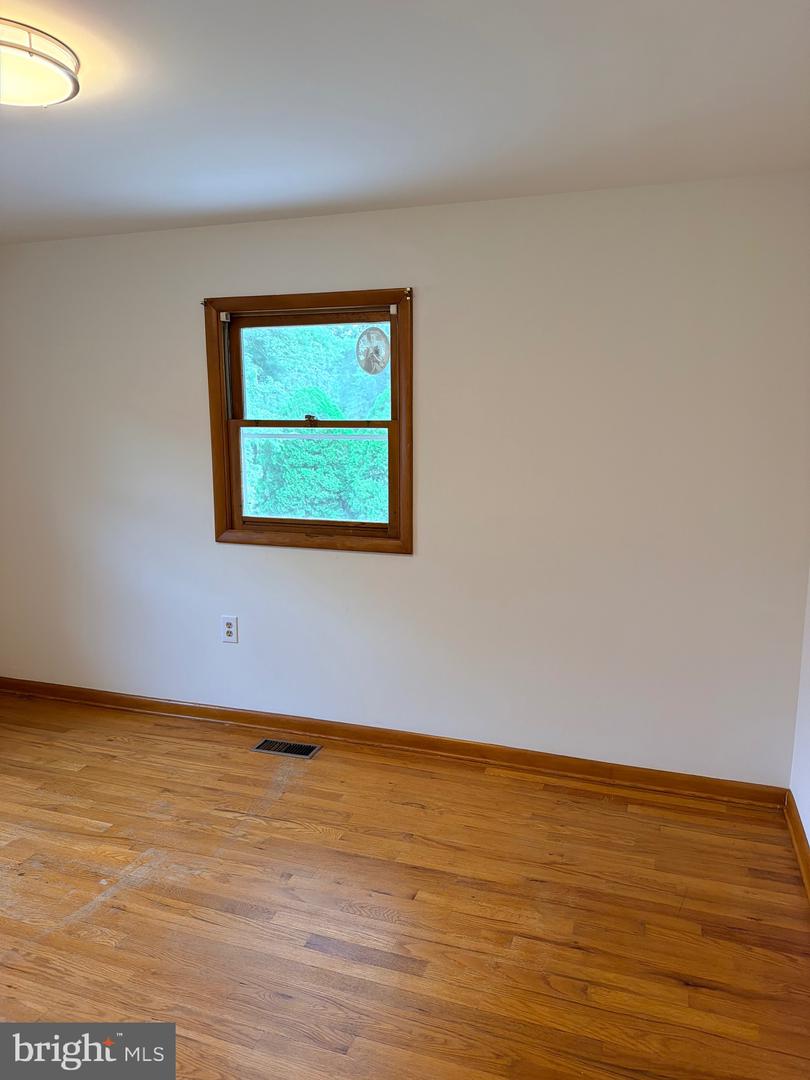 739 Lexington Ave Property Photo 56