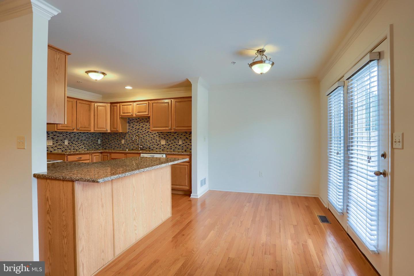 4287 Emily Dr Property Photo 8