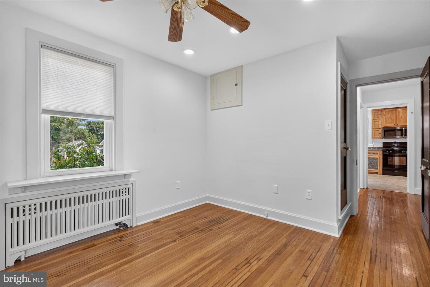 111 E Main St Property Photo 44