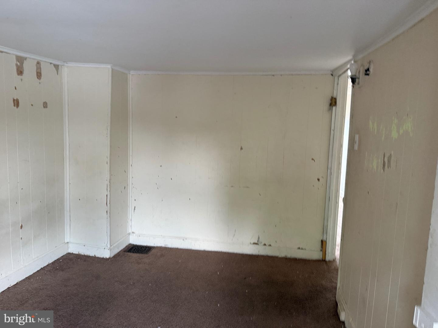 148 Lincoln St Property Photo 33