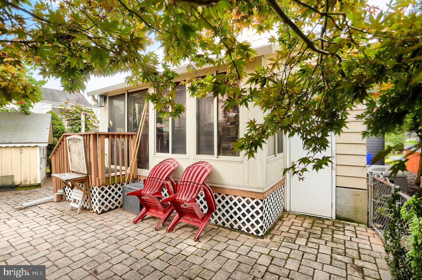 3105 N River St Property Photo 37