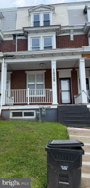 1929 STATE ST Property Photo 1