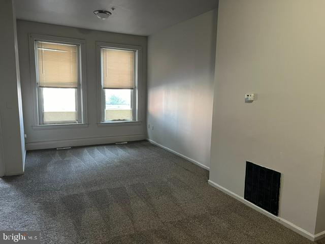 229 S 13th St Property Photo 4