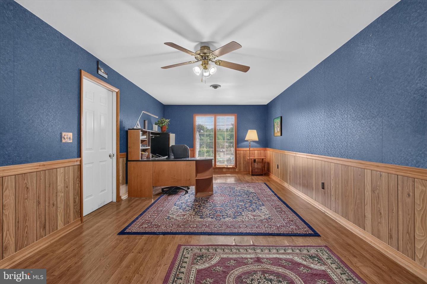 7738 Farmdale Ave Property Photo 15