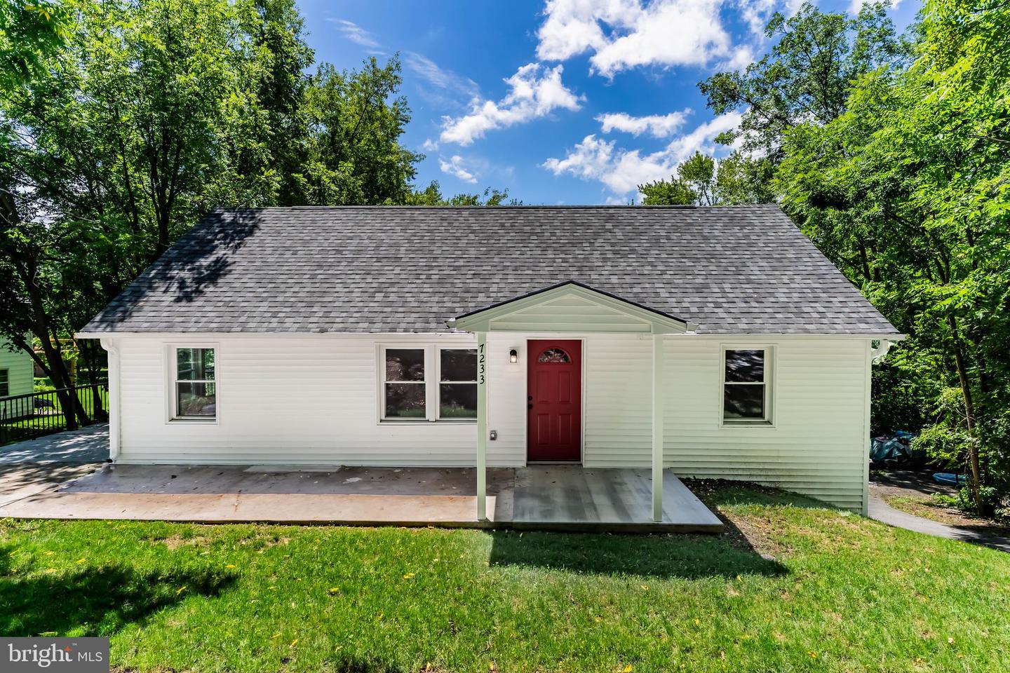 7233 Union Deposit Rd Property Photo 1