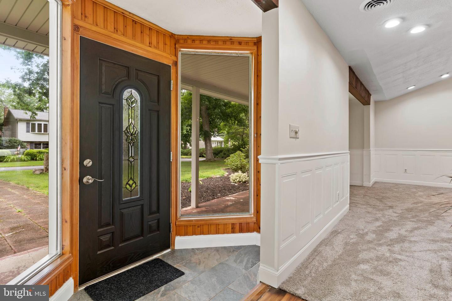 1713 Laurel Rd Property Photo 4