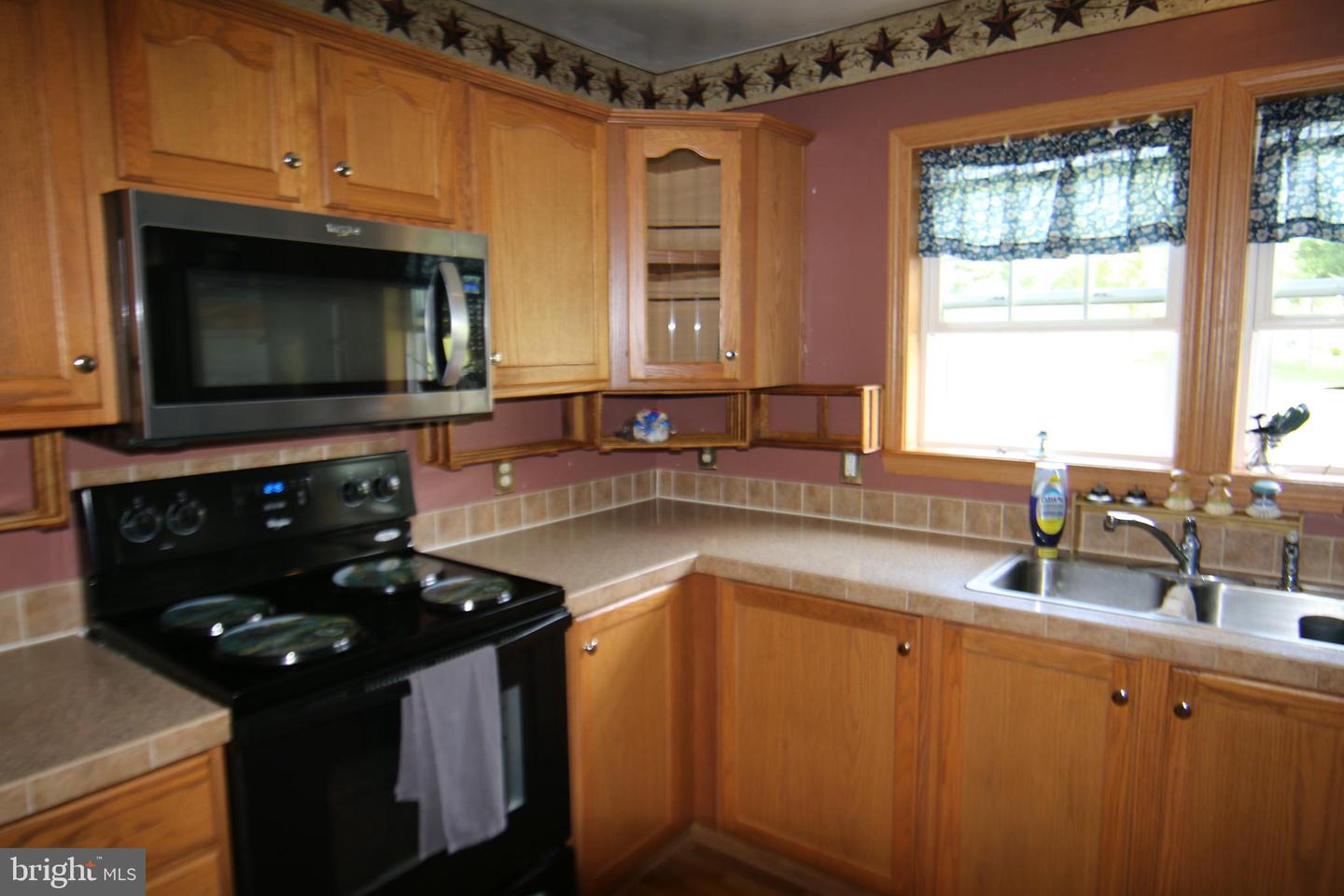 2151 Parkway West Property Photo 5