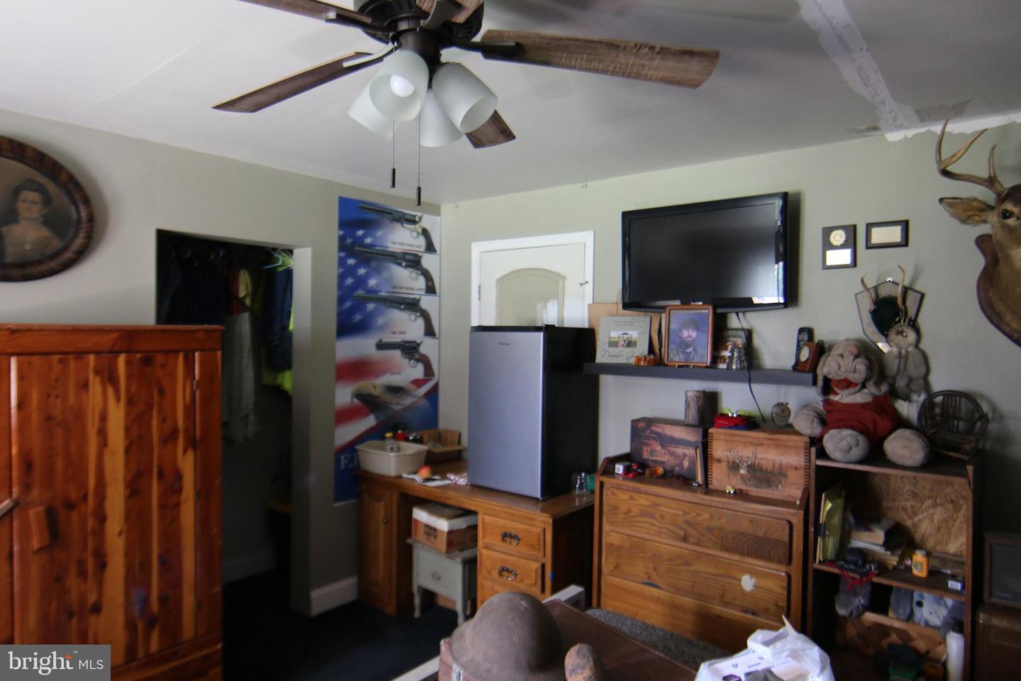 2151 Parkway West Property Photo 8