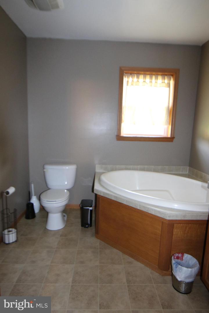 2151 Parkway West Property Photo 22