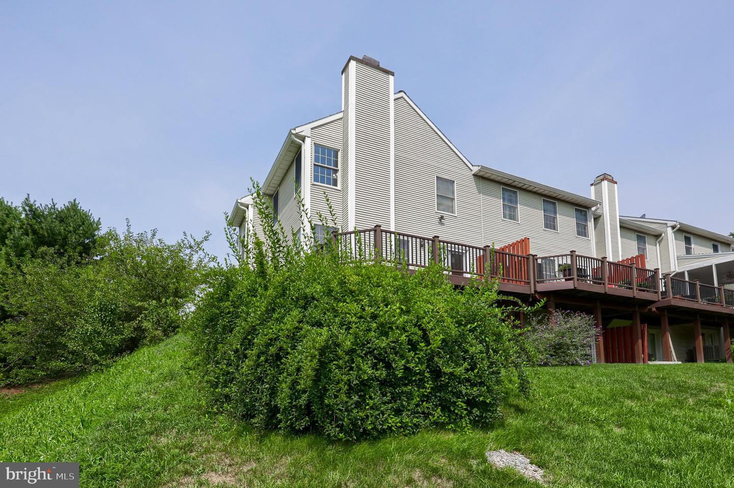 1091 Country Hill Dr Property Photo 36