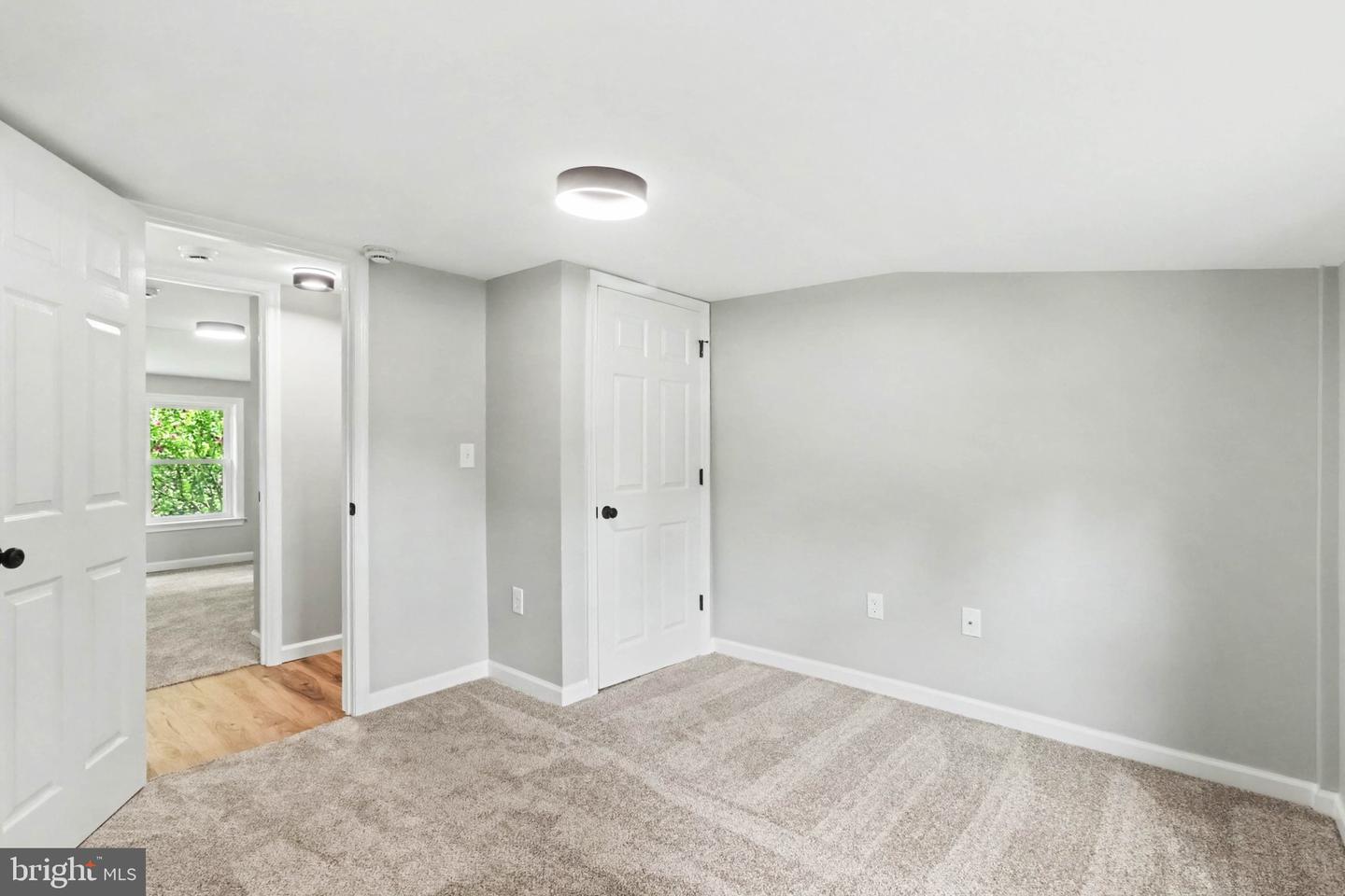 208 Pearl St Property Photo 15