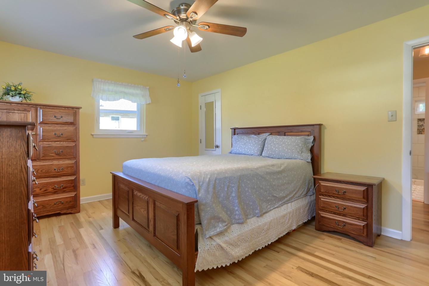 74 Runyon Rd Property Photo 19