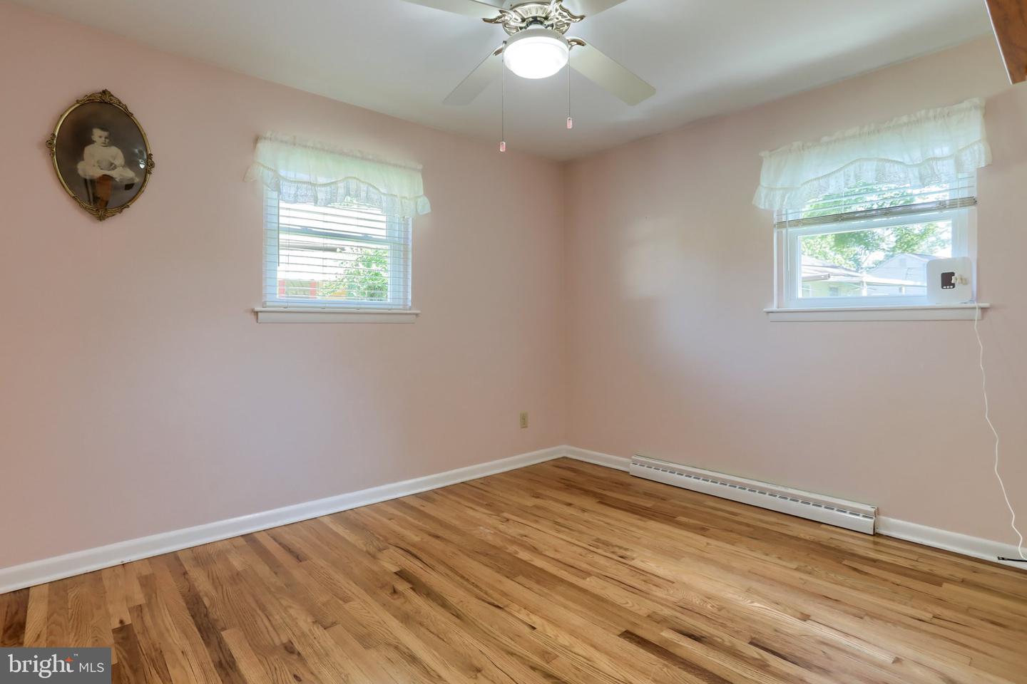 74 Runyon Rd Property Photo 24