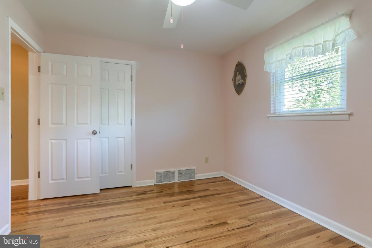 74 Runyon Rd Property Photo 25
