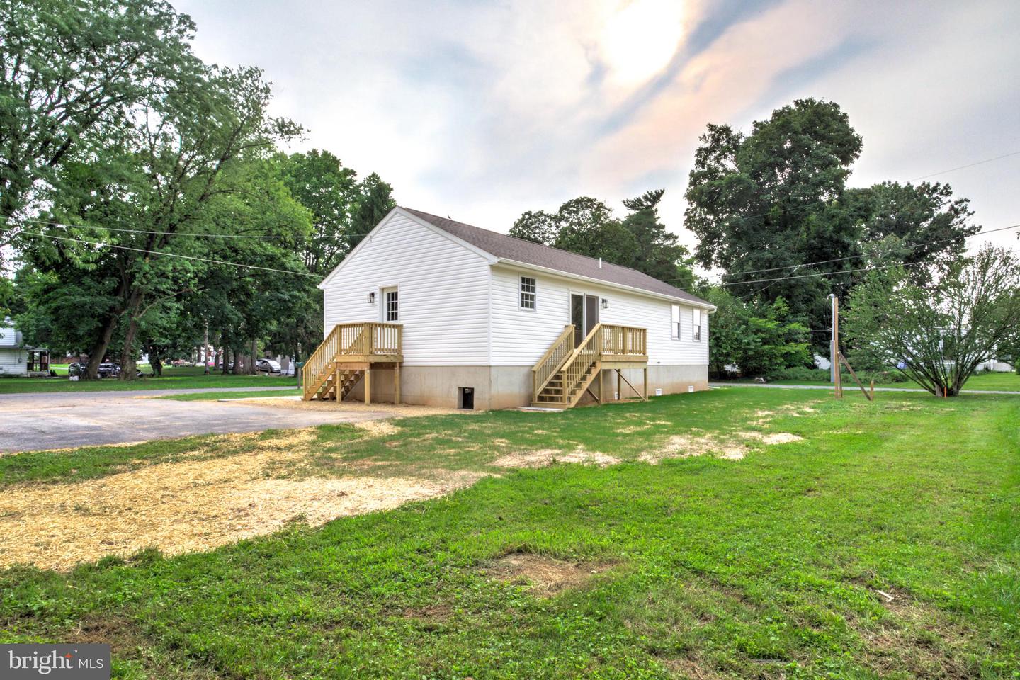 120 Wayne Ave Property Photo 37
