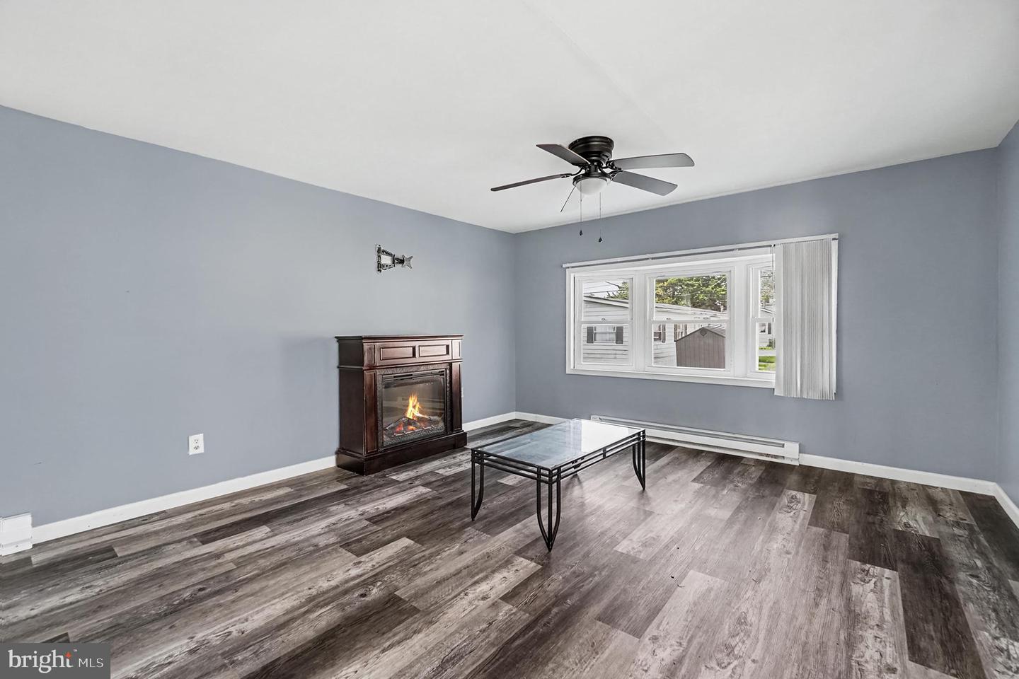 132 Park Dr Property Photo 2