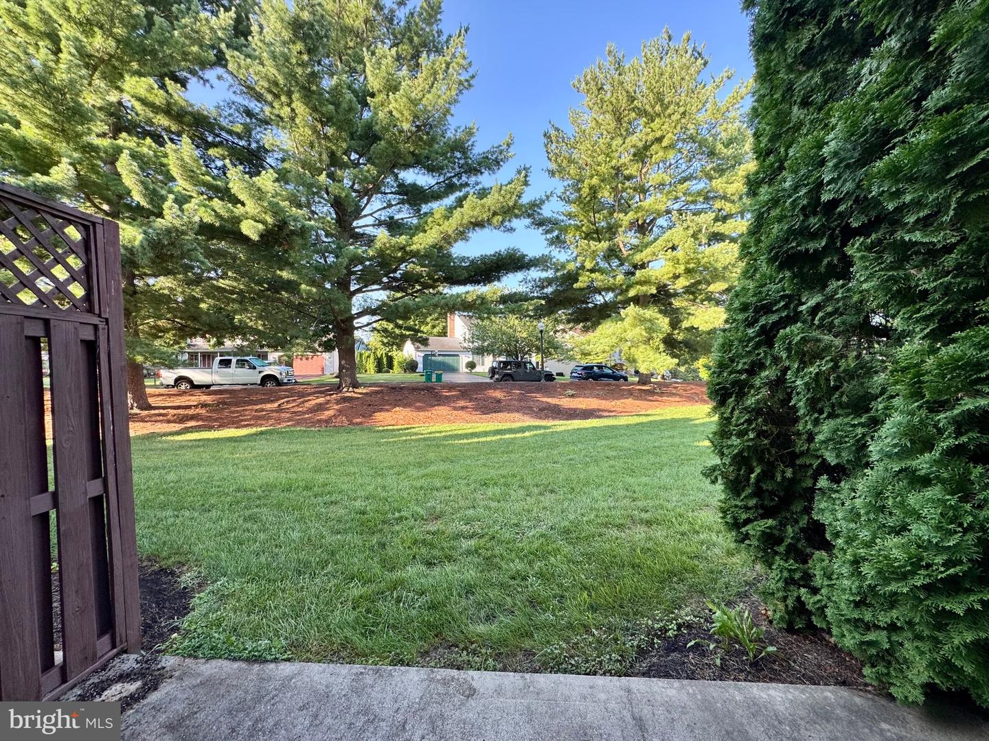 2063 D Raleigh Rd Property Photo 12