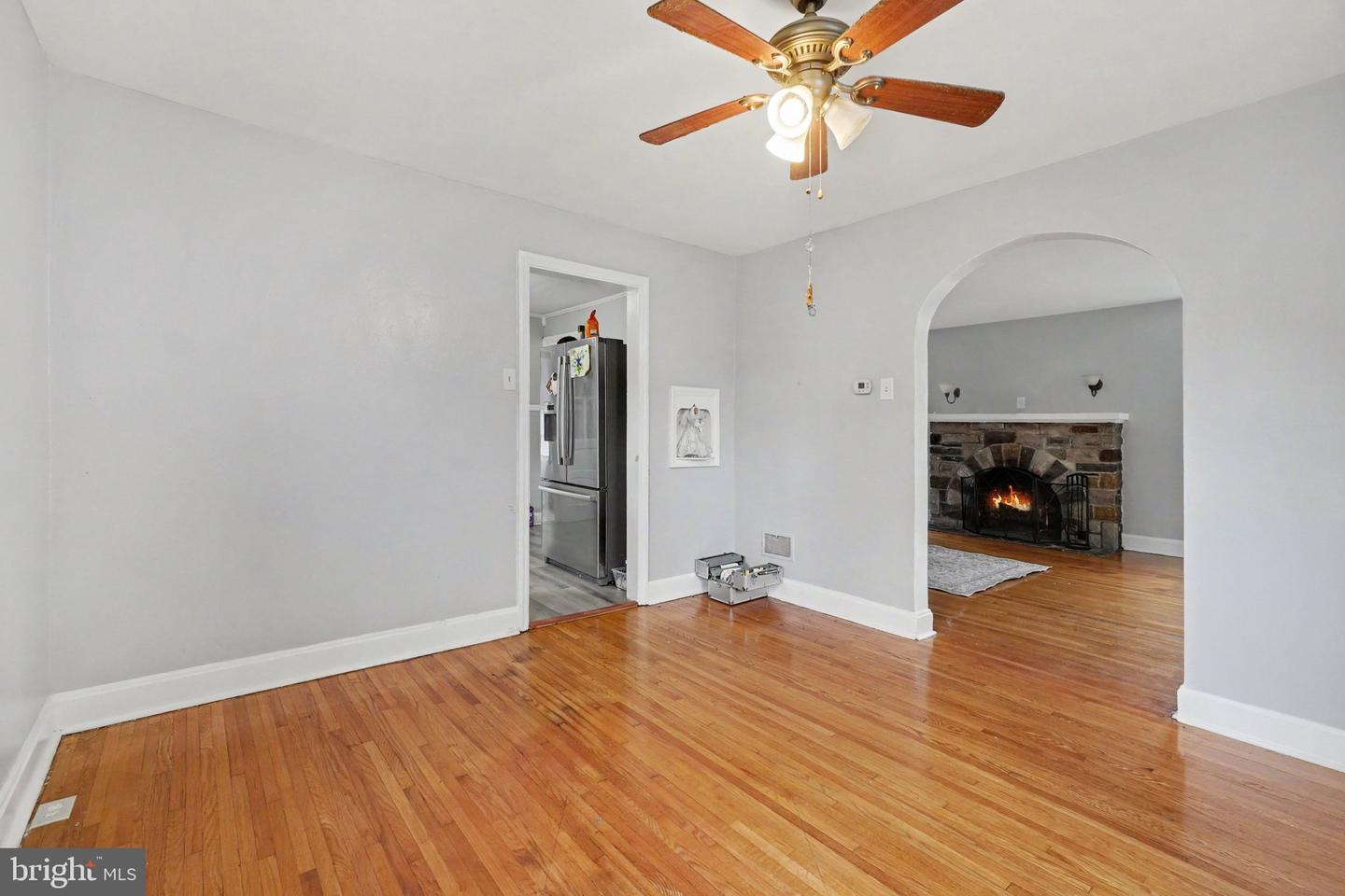 2929 Locust Ln Property Photo 7