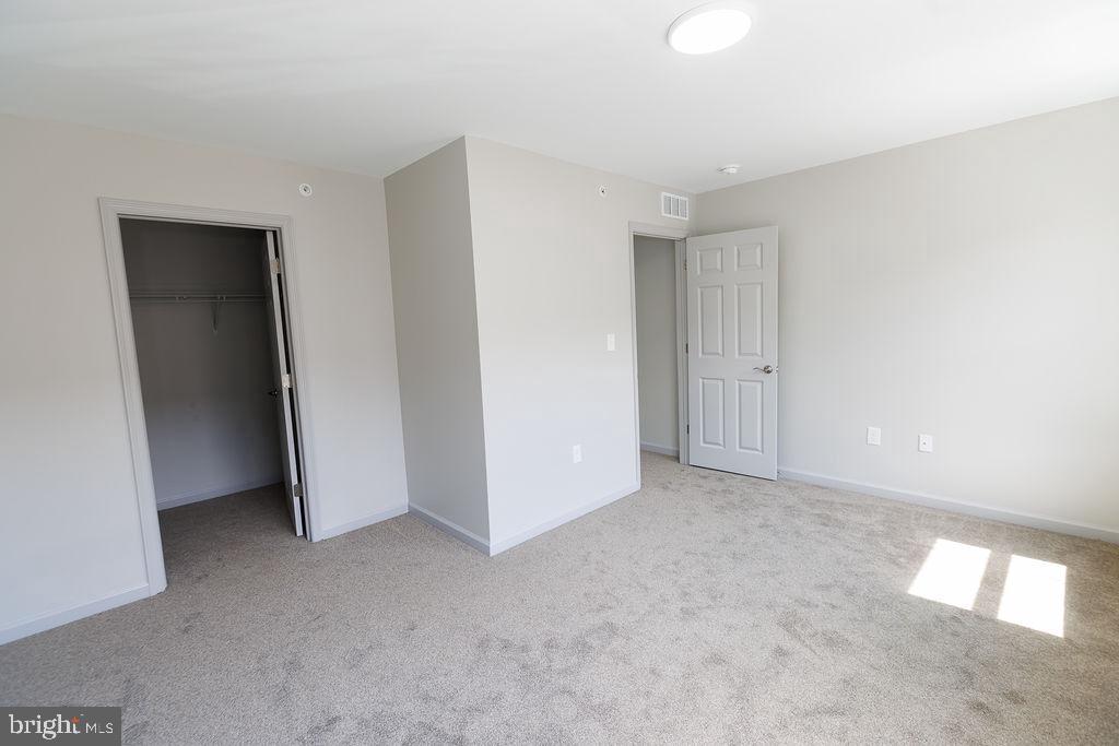 2151 N 4th St Property Photo 15