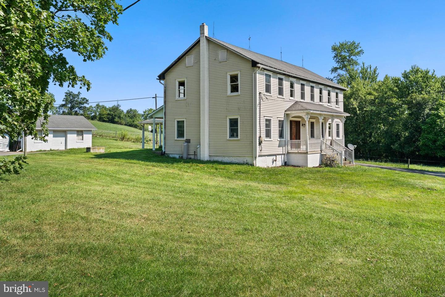 775 Matterstown Rd Property Photo 4